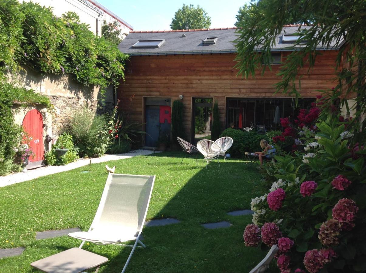 Madeleine Et Cie Bed and Breakfast Angers Exteriör bild